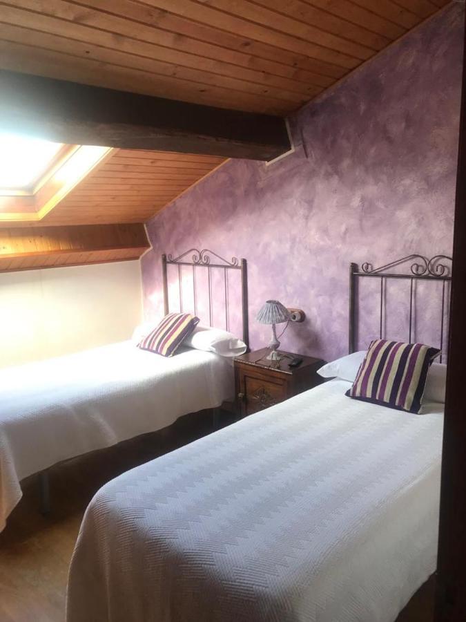Casa Barreta Pension Villaviciosa  Buitenkant foto