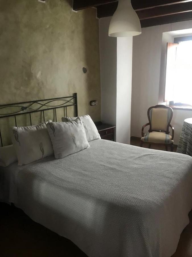 Casa Barreta Pension Villaviciosa  Buitenkant foto